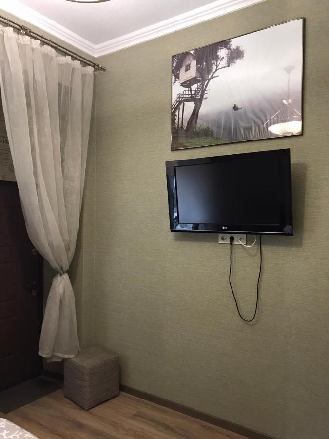 Hostel Q ,15 Хв До Жд Вокзалу Lviv Exterior photo